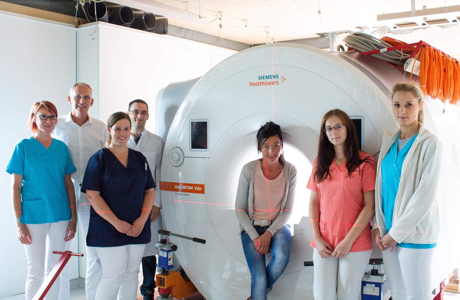 Mehr Patientenkomfort im neuen 3 Tesla-MRT- modernste Technik im St ...