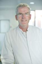 Oberarzt Dr. med. Hubertus Rustige, Facharzt für Orthopädie und Unfallchirurgie, Spezielle Unfallchirurgie, Sportmedizin